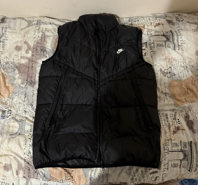 Жилетка безрукавка Nike