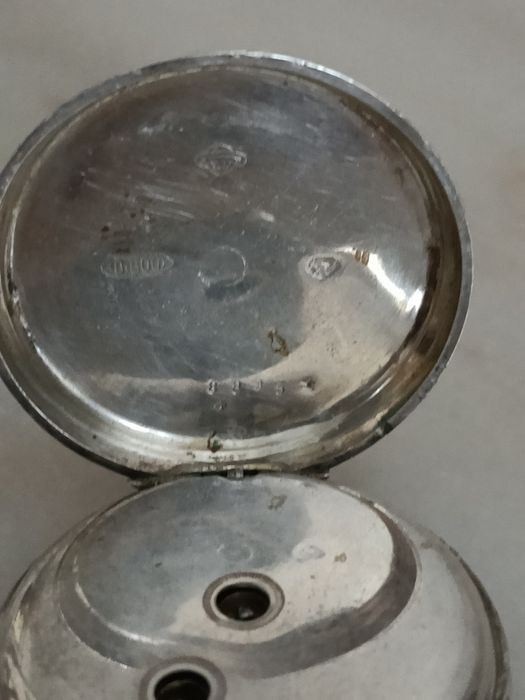 Relógio de corda de bolso antigo marca Cuivre caixa em prata