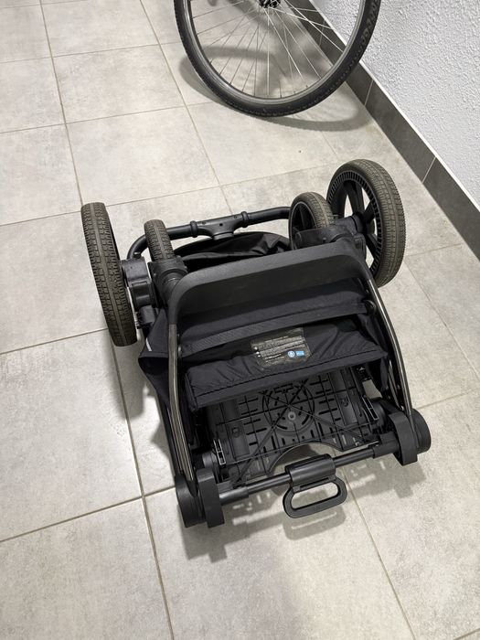 Дитяча коляска Carrello Ultimo (Black Chrome) 2 в 1
