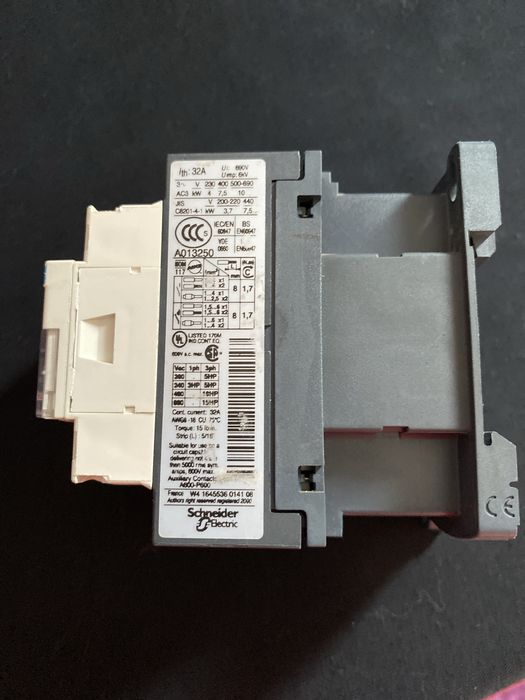 Stycznik 32 amper 6 kv
