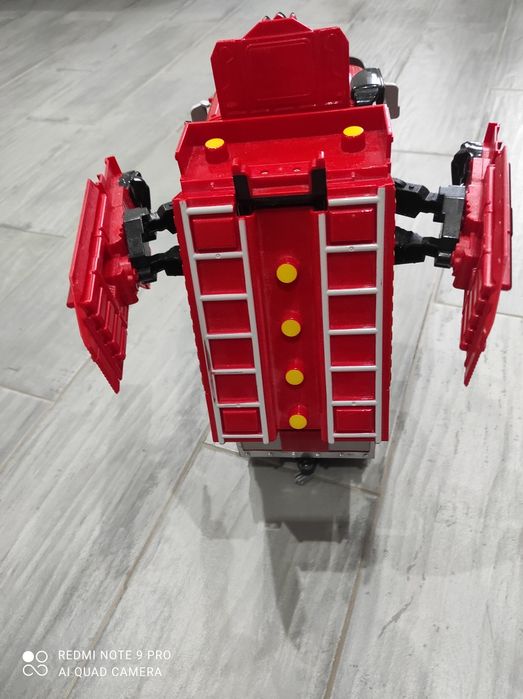 Sprzedam wóz strażacki transformers
