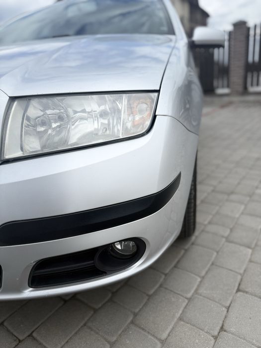 Продам шкоду фабію 1.4 MPI бензин