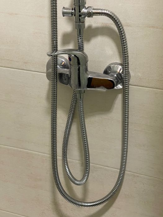 Coluna de Duche com Torneira