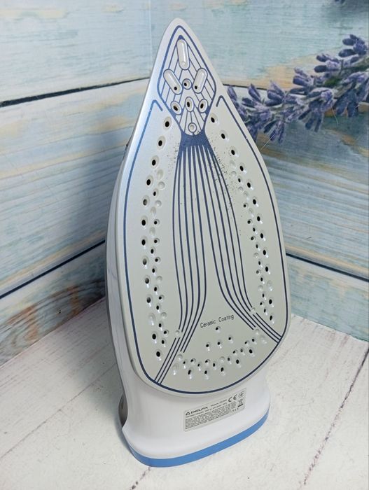 Утюг Delfa ds 605.  220w