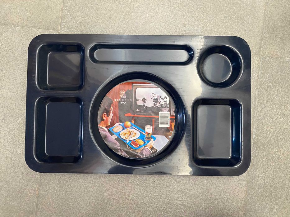 Tabuleiro com divisórias TV novo