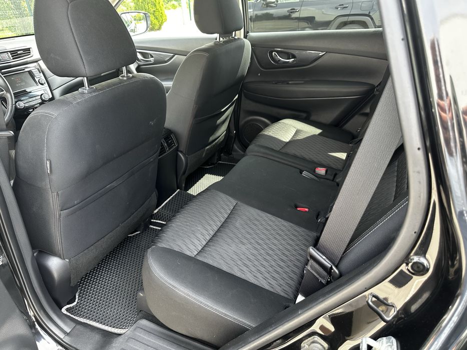 Nissan Rogue SV 2018г газ-бензин
