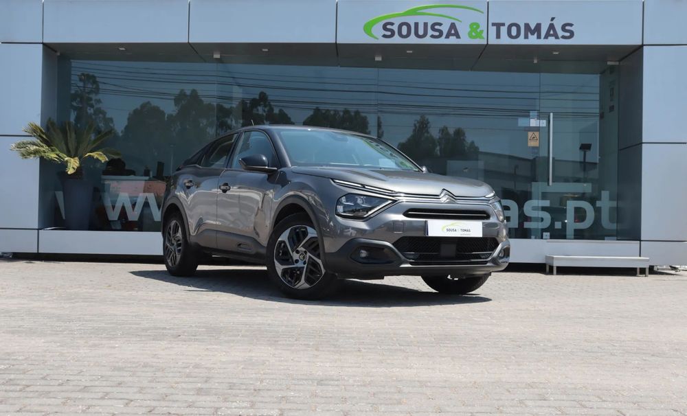 Citroën C4 1.2 PureTech Shine EAT8