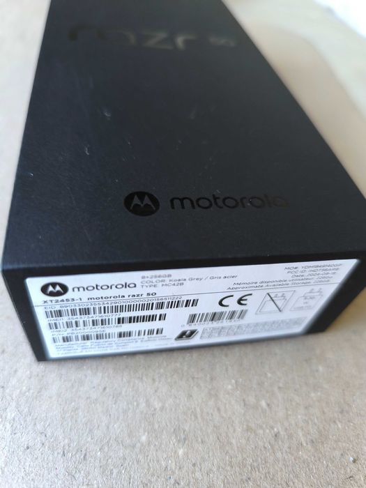 Vendo Motorola RAZR 50 na garantia