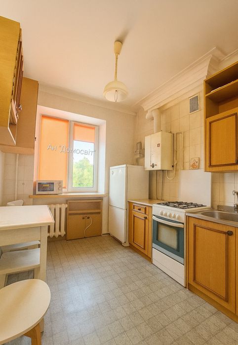 ОРЕНДА 2-кім. квартири, ЦЕНТР, Ж/Д вокзал, д/хлопців/дівчат !!!