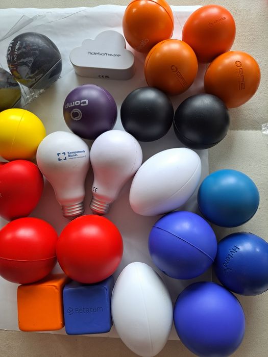 Piłeczka rehabilitacyjna średnica 7 cm gniotek