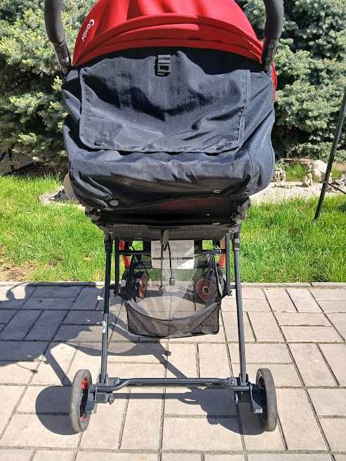 Детская прогулочная коляска  Combi