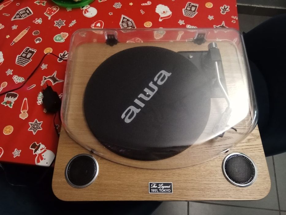 Gira-discos novo con 1 uso