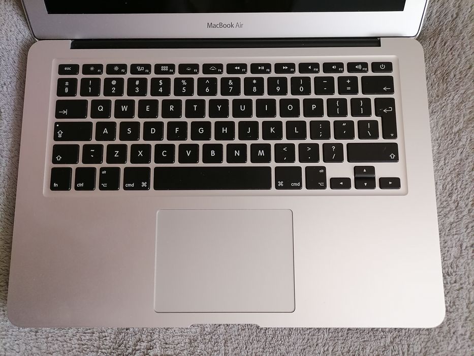 MacBook Ideał 13 A1466 i5 5 gen 8GB/128GB SSD 2017/22r 77 cykli