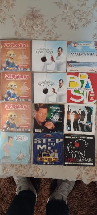 CDs de música variada.