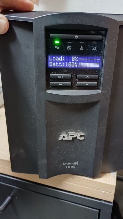 Smart UPS 1000 APC
