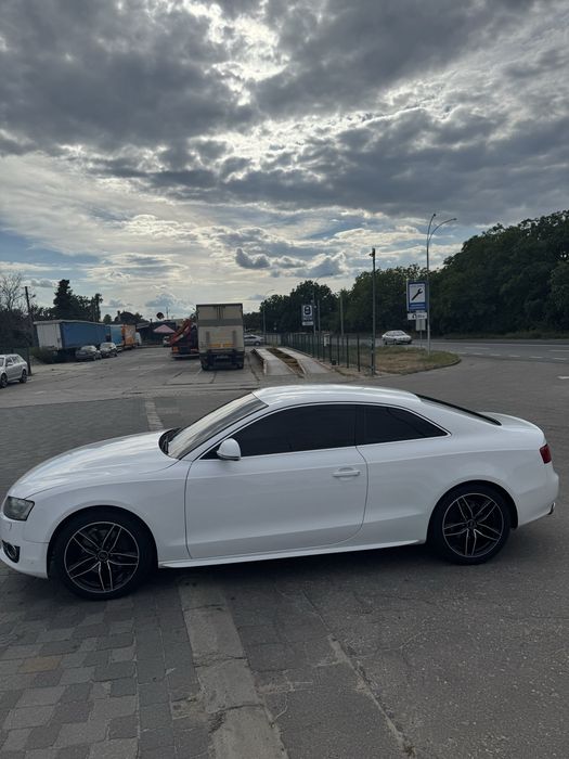 Продам Audi A5 B8 3.2 quattro официал