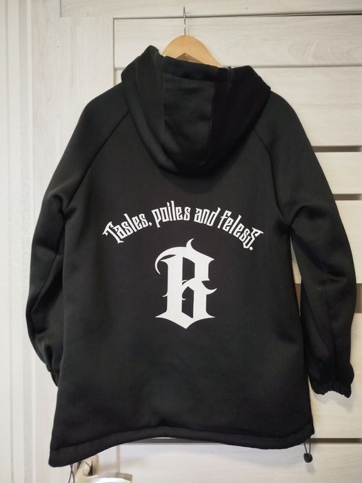 Куртка двостороння  весна р.140-146 на 10років