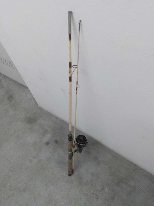 Canas de pesca de varios modelos