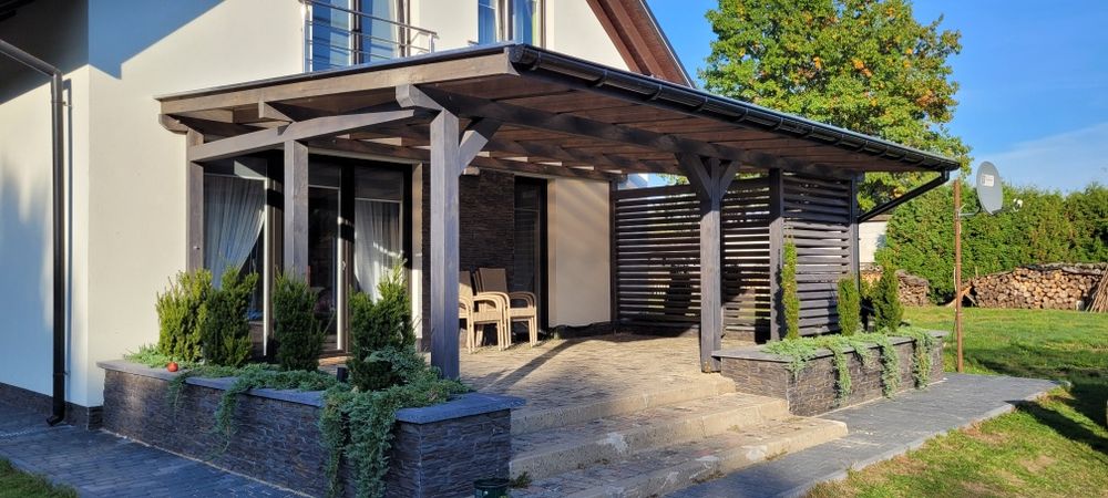 Pergola tarasowa zadaszenie tarasu