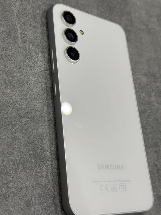 Продам Samsung  Galaxy  A54