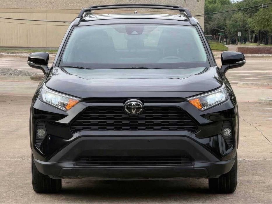 Toyota RAV4 XSE      2021