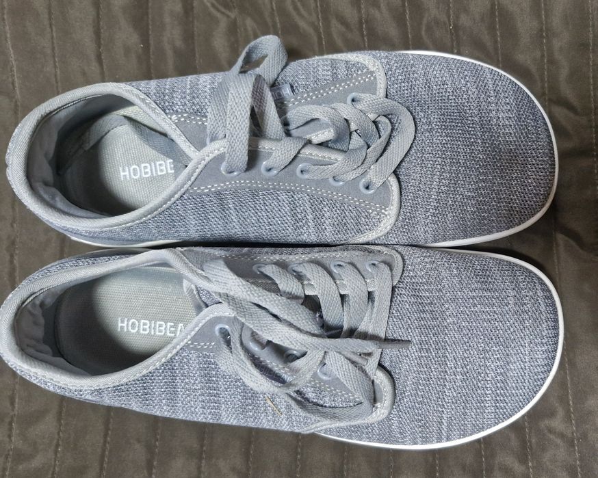 Макасіни текстильні.