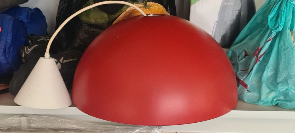 Os 2 candeeiros de tecto