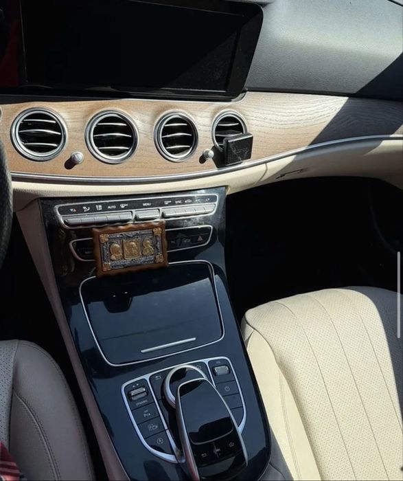 Mercedes-Benz E-Class 2017 VIN WDDZF4JB9HA284978 фото оголошення 7 з 15