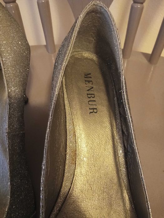 Buty damskie eleganckie r . 40 brokat