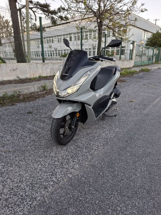 Honda pcx 125cc 2023