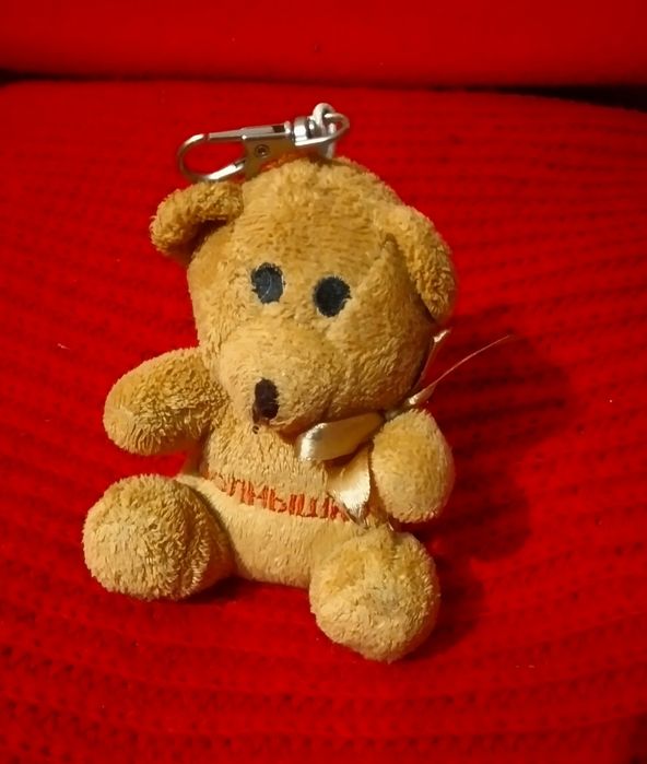 М’яка іграшка-брелок ведмедик 12 см