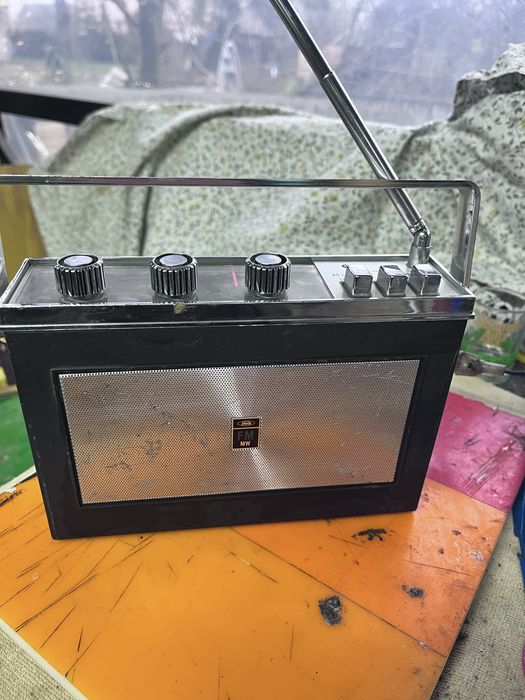 Радіоприймач «Шарп»