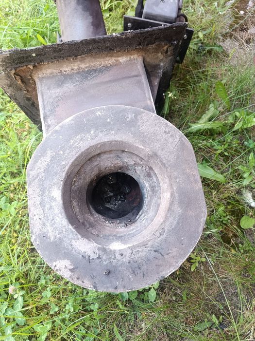 Podajnik do pieca na ekogroszek