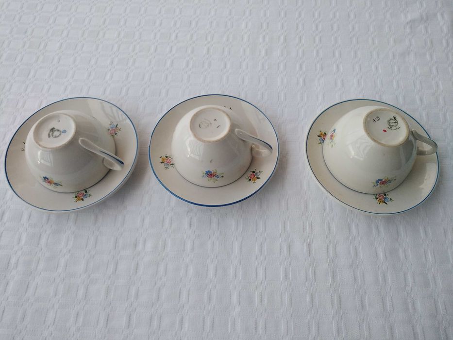 Chávenas de Chá com Pires Sacavém