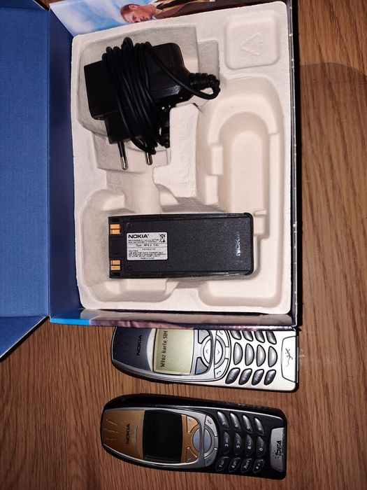 Telefony Nokia 6310i