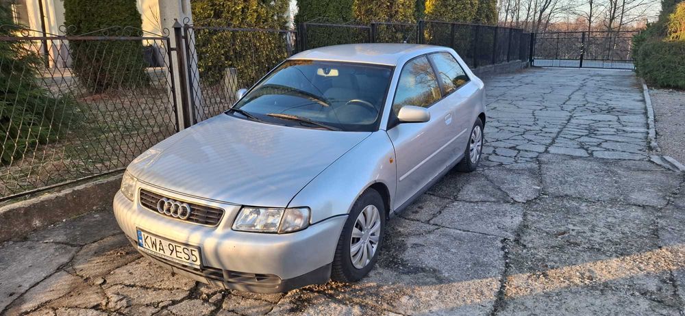 Audi A3 8L 1.6 101km