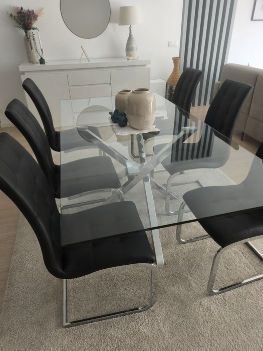 Mesa com 6 cadeiras  de sala