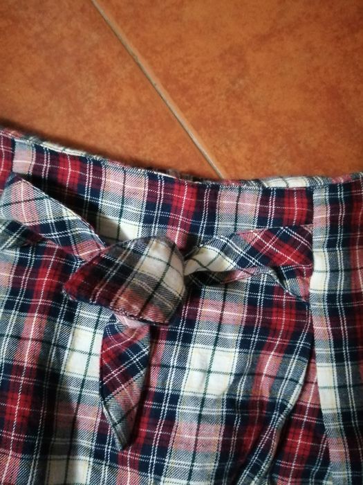 Saia/calção 13 /14 anos Zippy, muito bom estado