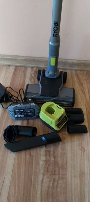 RYOBI odkurzacz RSVS18-1C20G