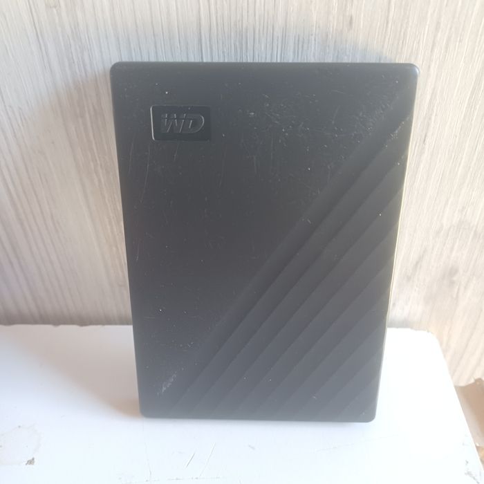 Зовнішній жорсткий диск 1,4,5 TB