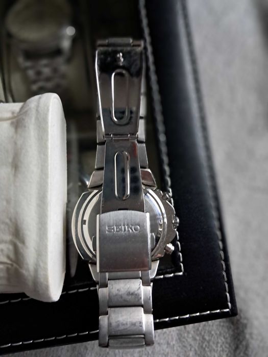 seiko tachymeter chronograph 080360.7T92-0HE0