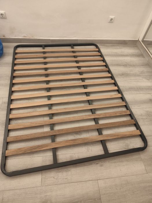 Estrado de cama de casal