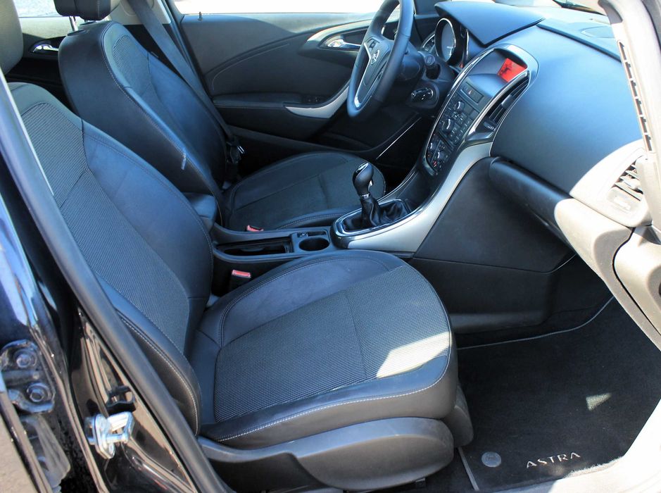Opel Astra — fotografia 10