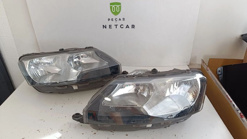 Farol óptica Skoda rapid 2013
