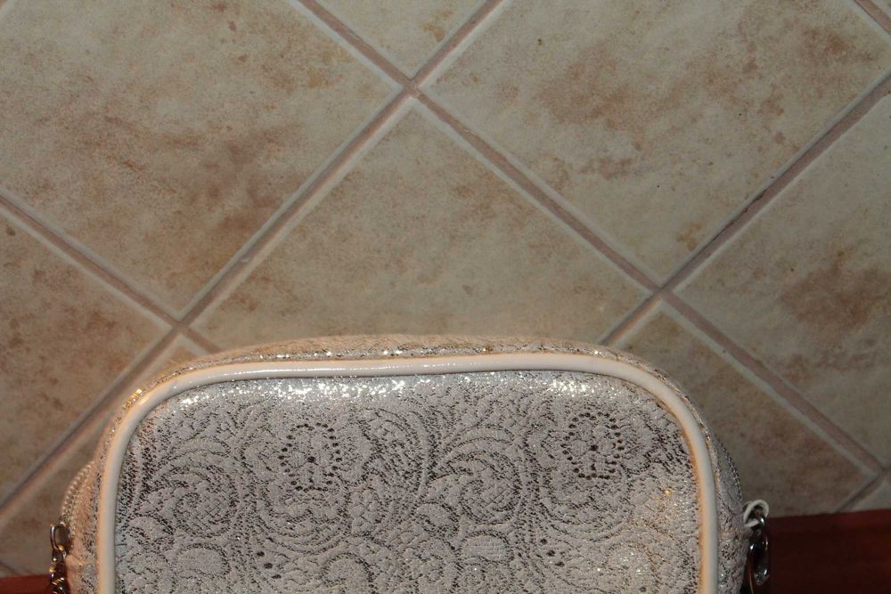 Mała torebka wieczorowa