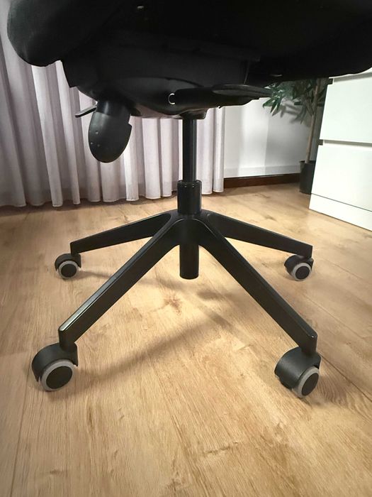 IKEA Markus Cadeira de Escritório Giratória