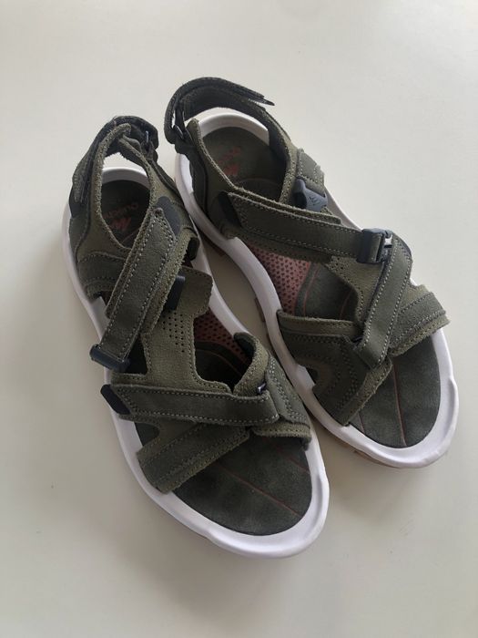 Sandały Quechua z Decathlon 42
