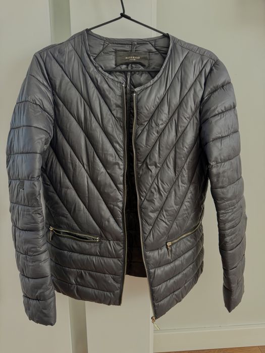 Kurtka Reserved M L czarna damska pikowana jesień wiosna