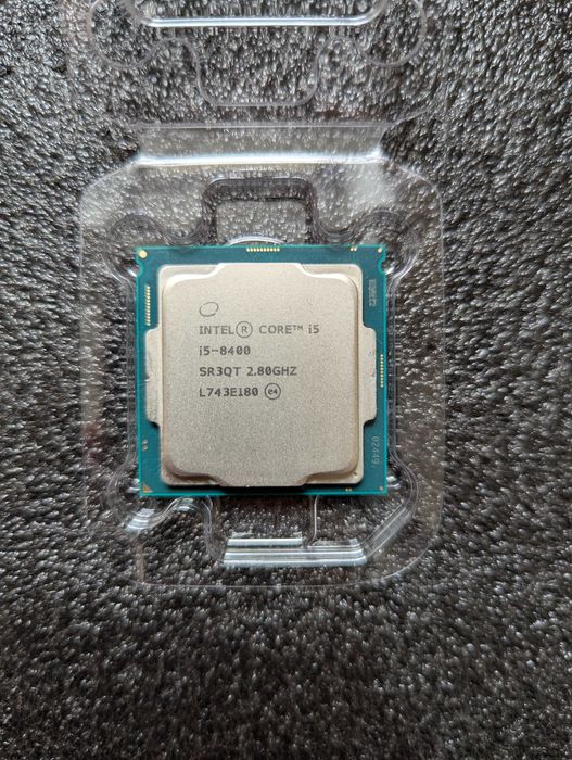 Процесор CPU Intel 1151 I5 8400 під DDR4 повний комплект BOX