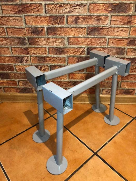 Stojaki metalowe pod ule